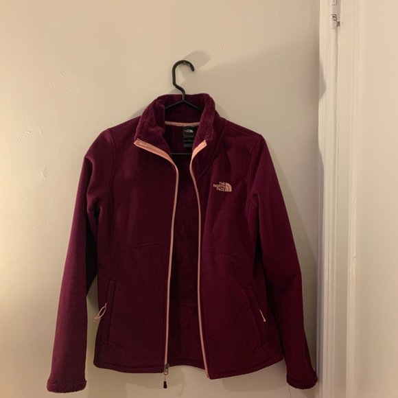 Zip up Fleece (lots of pockets!) - Picture 2 of 4